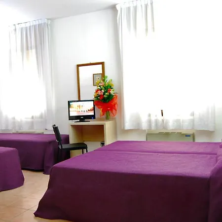 Hotel Byron 3*